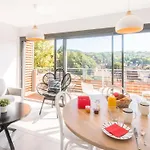 Belle Vue Avec Jacuzzi Privatif Villa *
